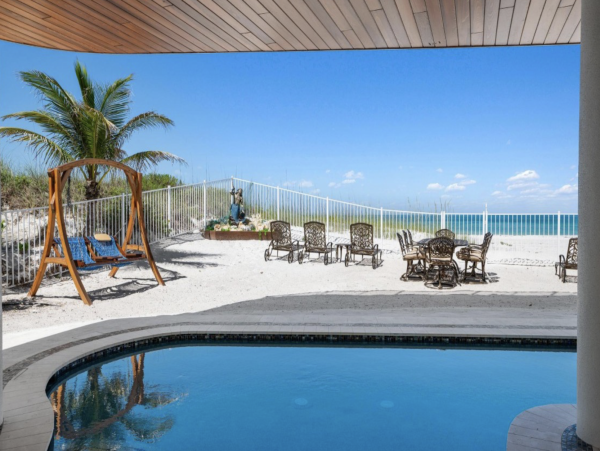 Anna Maria Island Four Bedroom Florida On The Beach!